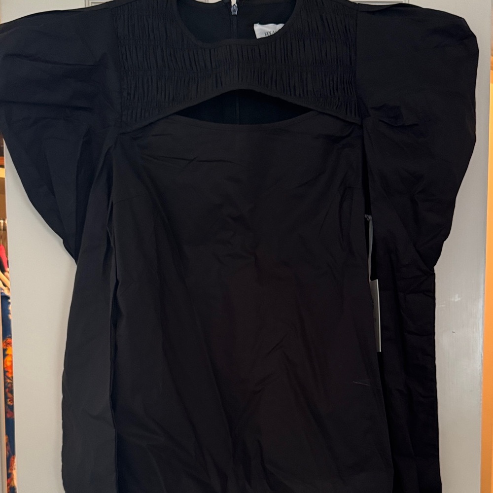 Tuckernuck Chic Black Women's Blouse